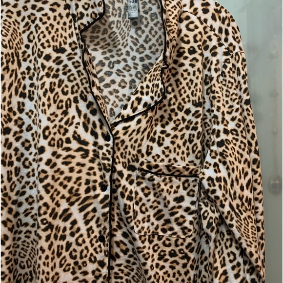 Ambrielle Women's 2 Piece Pant & Long Slv Shirt Pajama Set - Cheetah NWOT - Picture 9 of 11